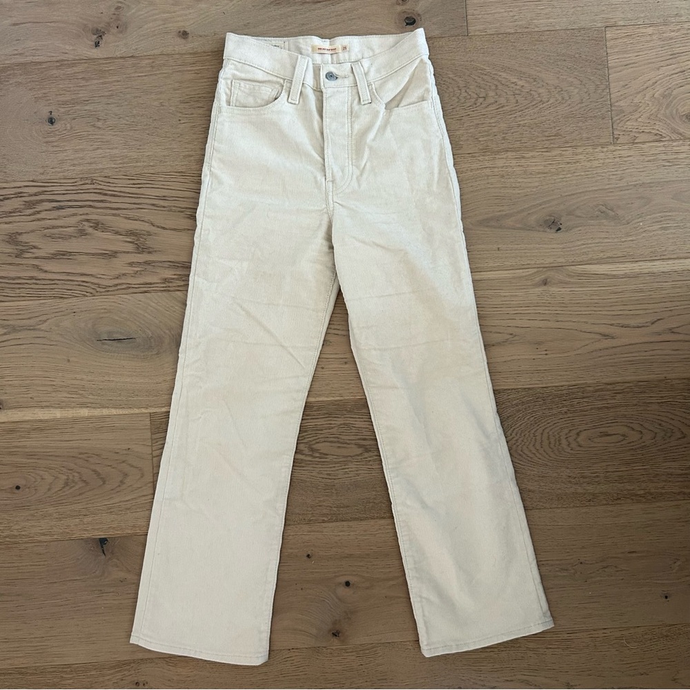 Levi’s Rib Cage Crop Boot Cut Jeans Cream Cordorouy